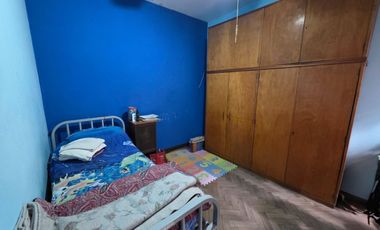 VENTA PH 3 AMBIENTES CON TERRAZA A REFACCIONAR