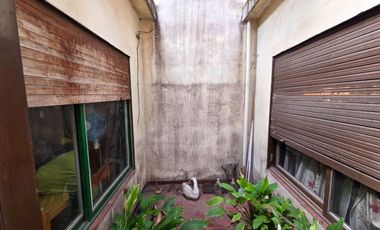 VENTA PH 3 AMBIENTES CON TERRAZA A REFACCIONAR
