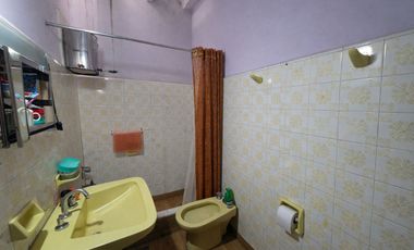 VENTA PH 3 AMBIENTES CON TERRAZA A REFACCIONAR