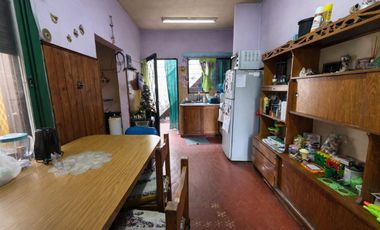 VENTA PH 3 AMBIENTES CON TERRAZA A REFACCIONAR