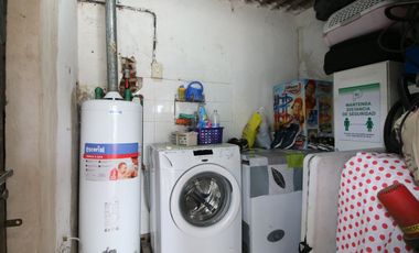 CASA EN VENTA 4 AMBIENTES LOMAS DE ZAMORA  CREDITO