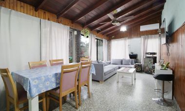 CASA EN VENTA 4 AMBIENTES LOMAS DE ZAMORA  CREDITO