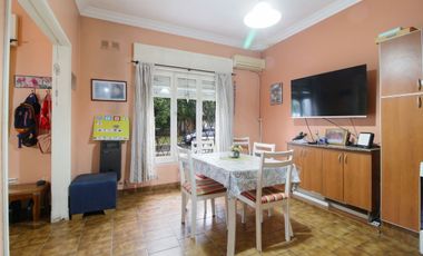 CASA EN VENTA 4 AMBIENTES LOMAS DE ZAMORA  CREDITO