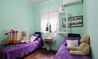 CASA EN VENTA 4 AMBIENTES LOMAS DE ZAMORA  CREDITO