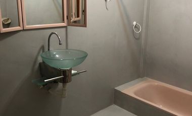 Casa En Venta San Martín Jardín Pileta + 2 deptos!