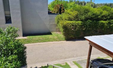 VENTA DUPLEX 3 AMB COCHERA BARRIO HOMES 2 NORDELTA