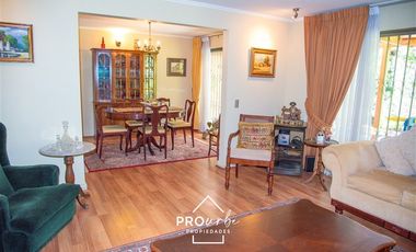 Casa en Venta en Colegio Padre Hurtado y Juanita de los Andes