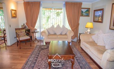 Casa en Venta en Colegio Padre Hurtado y Juanita de los Andes