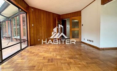 Casa en Arriendo en COD39850 Amplia casa aptitud oficina y comercial en Avenida Hochestter