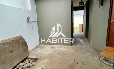 Casa en Arriendo en COD39850 Amplia casa aptitud oficina y comercial en Avenida Hochestter