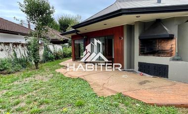 Casa en Arriendo en COD39850 Amplia casa aptitud oficina y comercial en Avenida Hochestter