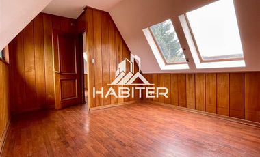 Casa en Arriendo en COD39850 Amplia casa aptitud oficina y comercial en Avenida Hochestter
