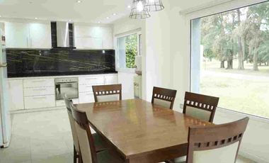 Casa Venta El Pato Country Central al golf MODERNA