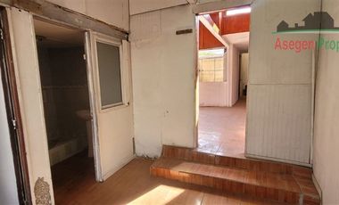 Casa en Arriendo en Casa en venta en Av. Los Loros