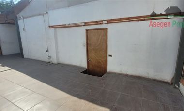 Casa en Arriendo en Casa en venta en Av. Los Loros