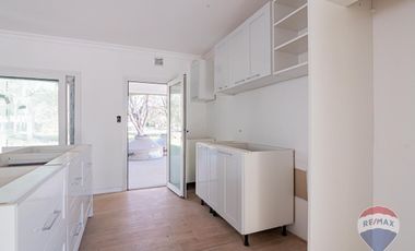 CASA EN VENTA EN MIRALAGOS