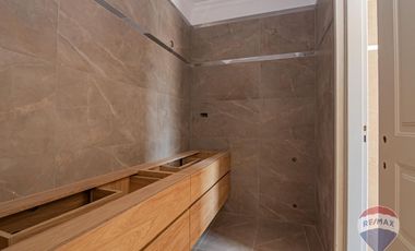 CASA EN VENTA EN MIRALAGOS