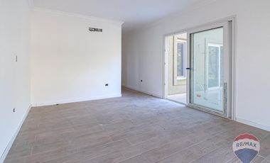 CASA EN VENTA EN MIRALAGOS