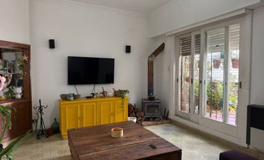 PH 3 AMBIENTES, PATIO Y COCHERA, P. BAJA, QUILMES