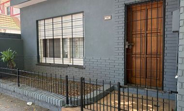 PH 3 AMBIENTES, PATIO Y COCHERA, P. BAJA, QUILMES