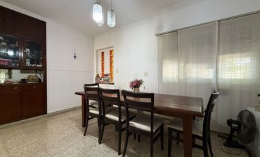 PH 3 AMBIENTES, PATIO Y COCHERA, P. BAJA, QUILMES