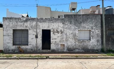 Oportunidad 2 Casas a refaccionar en Venta