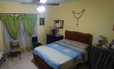 Casa 2 d. con gran galpón comercial en zona norte