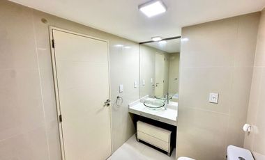 SE VENDE AMARRAS CENTER TORRE I PISO 6 1DOR/COCHER