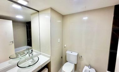 SE VENDE AMARRAS CENTER TORRE I PISO 6 1DOR/COCHER