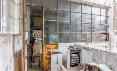 CASA + GARAGE/ESPACIO INDUSTRIAL-PARQUE AVELLANEDA