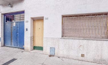 CASA + GARAGE/ESPACIO INDUSTRIAL-PARQUE AVELLANEDA