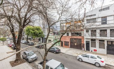 CASA + GARAGE/ESPACIO INDUSTRIAL-PARQUE AVELLANEDA