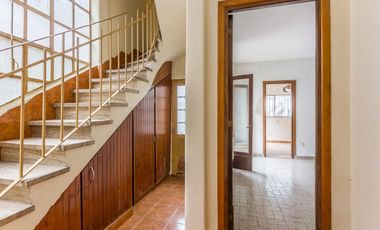 CASA + GARAGE/ESPACIO INDUSTRIAL-PARQUE AVELLANEDA