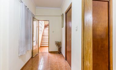 CASA + GARAGE/ESPACIO INDUSTRIAL-PARQUE AVELLANEDA