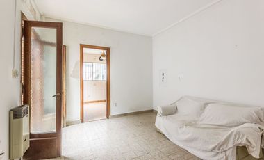 CASA + GARAGE/ESPACIO INDUSTRIAL-PARQUE AVELLANEDA