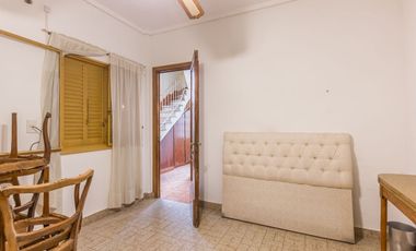 CASA + GARAGE/ESPACIO INDUSTRIAL-PARQUE AVELLANEDA