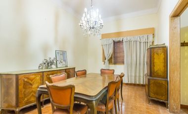 CASA + GARAGE/ESPACIO INDUSTRIAL-PARQUE AVELLANEDA