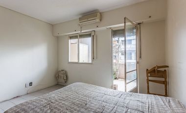 CASA + GARAGE/ESPACIO INDUSTRIAL-PARQUE AVELLANEDA