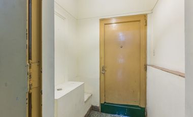 CASA + GARAGE/ESPACIO INDUSTRIAL-PARQUE AVELLANEDA