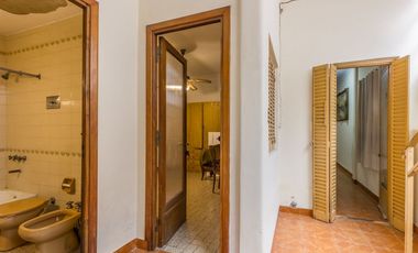 CASA + GARAGE/ESPACIO INDUSTRIAL-PARQUE AVELLANEDA