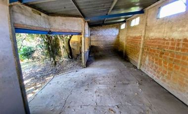 CASA A REFACCIONAR LA REJA