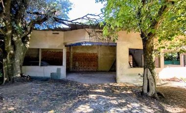 CASA A REFACCIONAR LA REJA