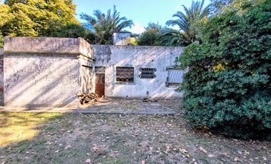 CASA A REFACCIONAR LA REJA