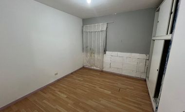 PH PB 4 AMBIENTES VENTA BERAZATEGUI CON PATIO