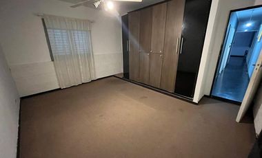 PH PB 4 AMBIENTES VENTA BERAZATEGUI CON PATIO