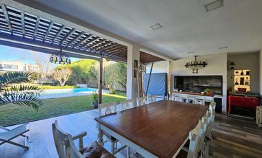 VENTA CASA 5 AMB- BARRIO SAN FRANCISCO - TIGRE