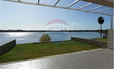 DEPARTAMENTO EN VENTA 2 AMB JARDIN AGUA BENAVIDEZ