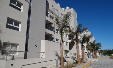 DEPARTAMENTO EN VENTA 2 AMB JARDIN AGUA BENAVIDEZ