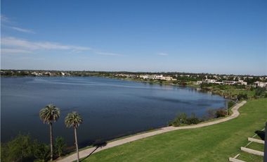 DEPARTAMENTO EN VENTA 2 AMB JARDIN AGUA BENAVIDEZ