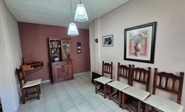 PH EN VENTA GONNET 2 DORMITORIOS